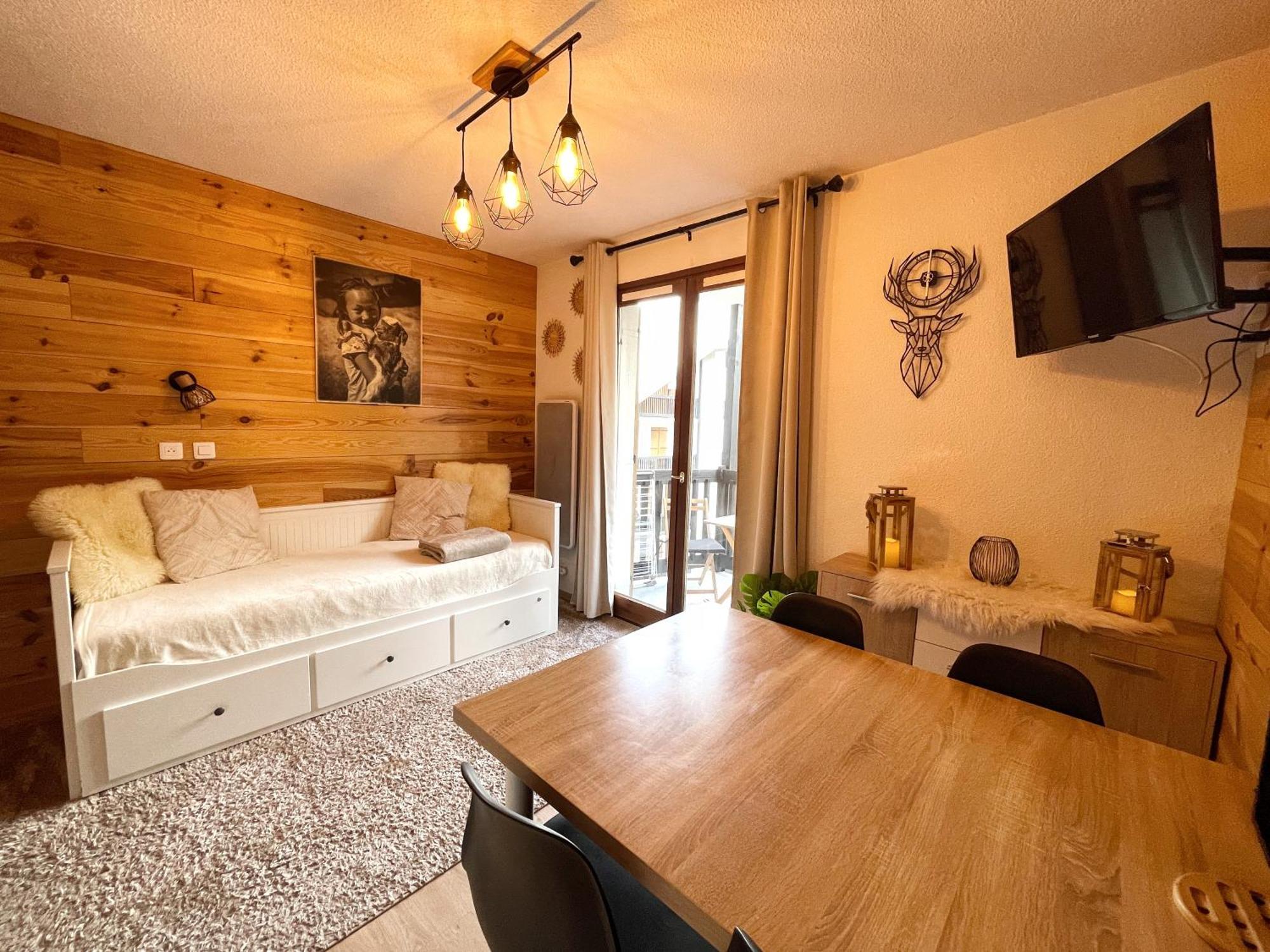 Chalereux Studio A La Montagne โอรง ภายนอก รูปภาพ